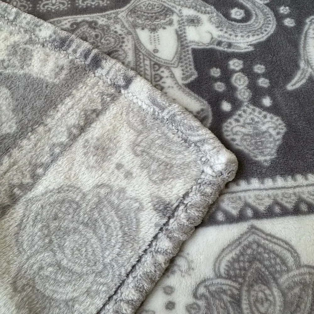 Plush Gray Boho Elephant Mandala Printed Throw Blanket
